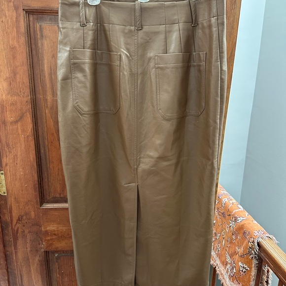 Faux brown leather Anthropologie Maeve skirt, size large. Perfect for fall! - Picture 4 of 7